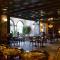 9 Brick Hotel