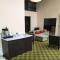 Days Inn & Suites by Wyndham Rochester Hills MI