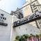 Hound Hotel Seomyeon-Beomcheon