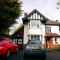 Westmorland - 4 Bedroom House - FREE Parking for up to 7 Cars - Walking distance to QMC and University - Ideal for Contractors and Large Groups