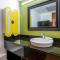 Studio 6-Buttonwillow, CA