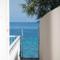 Foto: Spacious apartment on the beachfront 2/44