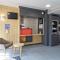 B&B HOTEL CHATEAUROUX Aéroport