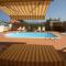 Villa vista mar e piscina