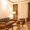 King Suites Hotel