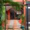 Melrost Airport Bed & Breakfast