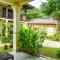 Mr Thos Bungalows