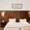 Hotel Schweizerhaus/Cafe Anton