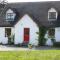 Heatherhill Farm Cottage in Letterfrack beside Connemara National Park