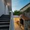 Apartments by the sea Seget Vranjica, Trogir - 978