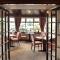 Sunninghill Hotel