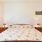 Apartment with nice terrace 684