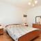 Apartment with nice terrace 684