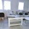 Les Ambaciales
