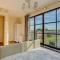 Spacious Villa with Large Hall
