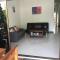 Maria's 2 bedroom home for up to 6 people - 沙美岛