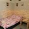 Foto: Mini Room - Bed & Toilet