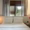 Haute Haus - Guest House