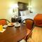 Hotel Plaza Calzada