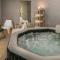 Jacuzzi Party & Event Space up to 40 - Krakov