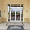 Days Inn by Wyndham Robstown