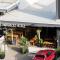 Minimalist & Warming APT - Close to CBD and Valley