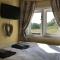 Shepherds Hut with Hot Tub