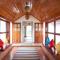 The Blue Mountains Estate Stay