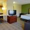LoneStar Suites