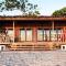 Crusoe Cabins Casobe
