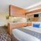 Microtel Inn & Suites by Wyndham Lillington/Campbell University - Lillington