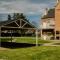 Los Robles Apart Hotel