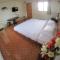 T & T Hostel Kanchanaburi - 北碧