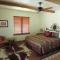 Croad Vineyards - The Inn