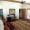 Croad Vineyards - The Inn