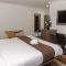 Value Inn Bellflower