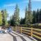 Slopeside Luxury Chalet on the River Next To Resort With Hot Tub & Gas Firepit - 500 Dollars Of FREE Activities & Equipment Rentals Daily - Winter Park