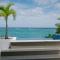 Cap Ouest Beachfront Luxury Penthouse & Apartment - Flic-en-Flac