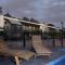 Novena Palms Motel