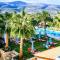 Yiannis Manos Hotel Resort