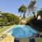 Foto: Charming House with Garden and Pool 50/81