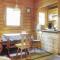 2 Bedroom Nice Home In Schlitz-Rimbach