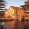 Boathouse - Birks River Retreat - Goolwa