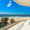 Oceanside Resort - Absolute Beachfront Apartments - Gold Coast