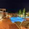 Foto: Kolimbari Villa Sleeps 6 Pool Air Con WiFi 1/22