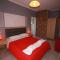 ZEPHYROS ROOMS