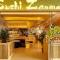 Simple No 6- Trefoil Setia Alam- Near Setia Convention Centre - 莎阿南