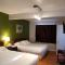 Sun Plaza Motel