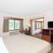AmericInn by Wyndham Burlington