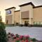 Days Inn & Suites by Wyndham Port Arthur